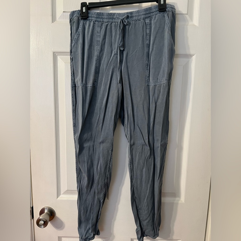 O’Neill Women’s dusty blue joggers
